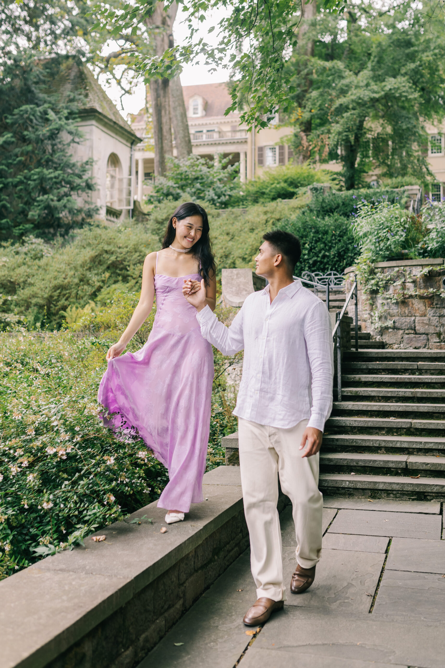 Romantic Winterthur Engagement Photos